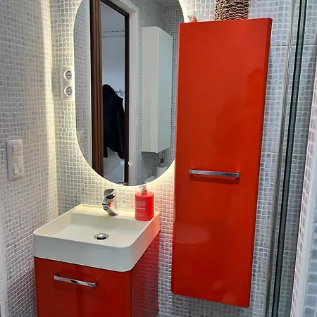 Estudio En Primera Línea De Mar * Ampuriabrava